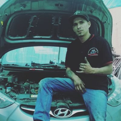 YohanderSonLCRN's profile picture. FutbOl.. @Portuguesa FC .. RojinegrO vivo y Muero .. Hincha a Morir , Loco x mi Trapo , Barra LancerO ,