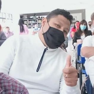 Luchador Social del Municipio Tovar del Estado Mérida... Chavista y revolucionario de convicción.
MAGALLANERO A MORIR.