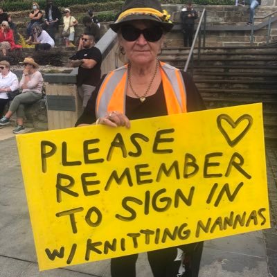 Knitting Nanna