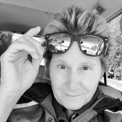 Birder 🐦,Wildlife Photographer... originally from New York live in Acworth,Georgia..
#walkaway 🇺🇲
Member of the Cornell Lab of Ornithology 🪶 True crime