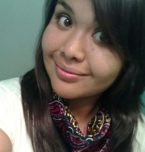 AshleeBecerra's profile picture. Name is Ashley new to twitter. Looking for new friends:). 
Loves basketball, music, working out ect..
Class 2012!!