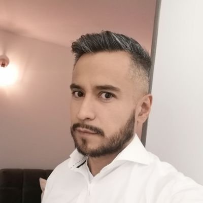 alberth8128's profile picture. 