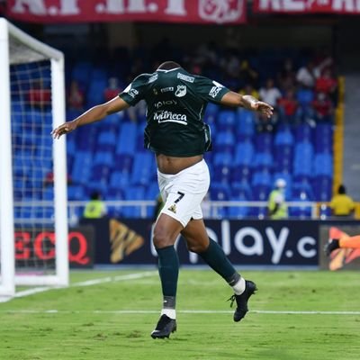 chontadurisimo's profile picture. Hincha del Deportivo Cali 💚✊🏻
• Amante al chontaduro y a la Coca Cola • Gloria siempre a Santiago de Cali 💙❤️🤍🤍❤️💚 • 🏟 3.5216°N,76.4170°W