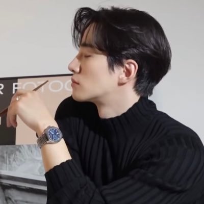 LEEJUNHOney Profile Picture