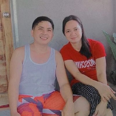 ArcigaWarren's profile picture. happy