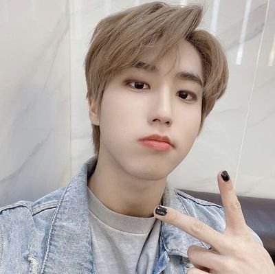 Ajizah09452's profile picture. Stay✨