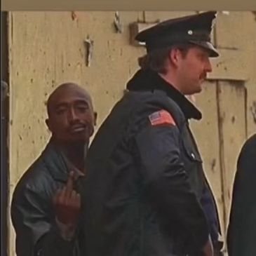 witchywhoo's profile picture. ♋🌞 ♏🌚 ♎ ⬆
✨Pansexual✨
She/They
BLM✊/LGBTQIA+🌈
20
Slytherin 🐍