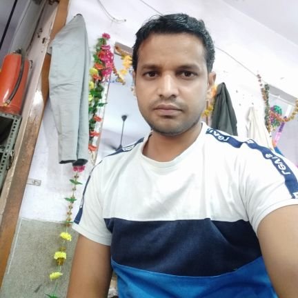 ,सारे जहाँ से अच्छा हिंदुस्तान हमारा,
, हम बुलबुले है इसकी ये गुलसिताँ हमारा,