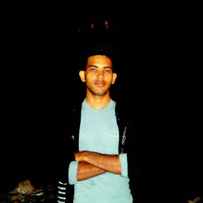 subashsingh100's profile picture. 