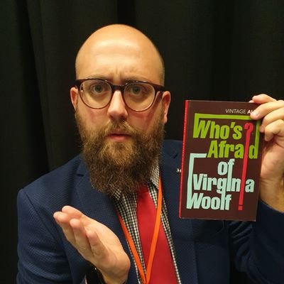 drama teacher lost in abu dhabi. ex-brummie. occasional actor/director. will talk to you about walthamstow fc regardless of your interest level.