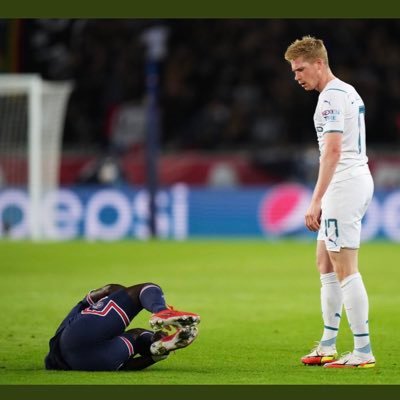 mcfc_ellie's profile picture. @mancity| superbia in proelia