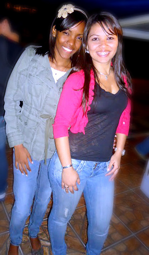 SandyHenriques's profile picture. amor, confiança, felicidade ,
nαo se comprα, nαo se vende, αpenαs se conquistα ;*