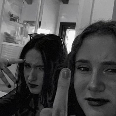 SofiaAloia's profile picture. LEGGINS LUCCIKANTIH