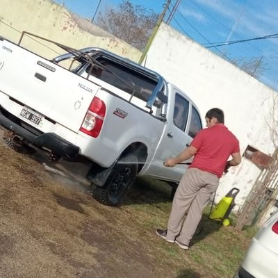 AtanasioFernan9's profile picture. Ataaa