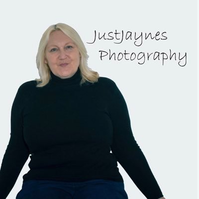 JustJayne
Family Photographer in County Durham
New to wildlife photography but loving the excitement of seeing something new , birder in learning