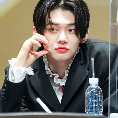 love_yt_love_5's profile picture. 줏대있게 연텬하기 | 원래 구독계 있었는데 잊어버려러요,,,