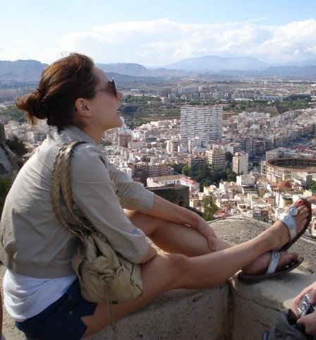 erbittner's profile picture. News junkie, amateur baker, cocktail shaker & aspiring trouble-maker. Now, I'm hooked on food trends, wedding blogs, @WCGWorld & sample sales but I'm fickle...