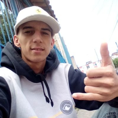 😇Aquariano😇🙄19 Anos🙄🇧🇼Gremista Fanático🇧🇼 🖤Eterno Meu Anjinho 🖤😭Ryan Luz😭