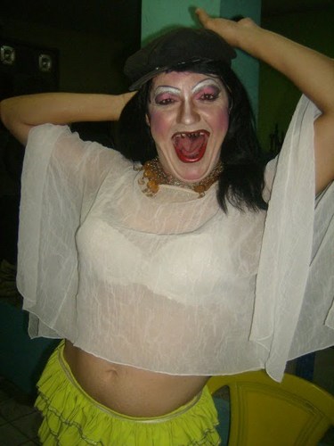 Sou Humorista! E faço Shows, Eventos e Animações. Me liguem: Operadôras: OI (0xx81) 8760-9199 e TIM: (0xx81) 9866-9084. Me add no  meu orkut profile abaixo: