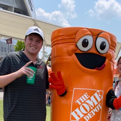 Auburn student from Atlanta who likes sports