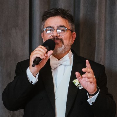 Prof de Derecho del Trabajo en Grado y Posgrado. Director del Grupo de Estudios de Derecho Social. Juez Nacional del Trabajo. Bloqueo odiadores y otros gusanos