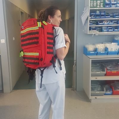 Enfermera de Anestesia, Reanimación y Terapia del Dolor, pasión por la anestesia y dolor. Gestionando personas y Cuidando. #urpaHUN #enfermeriaUTDHUN #UCMAAHUN