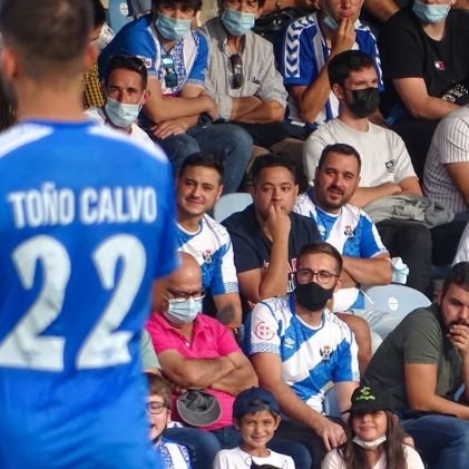 talaverano de nacimiento,  y como no, verdejo por los 4 costados. seguidor del Talavera. Viva el fútbol modesto!!! analista, tertuliano de barra de bar