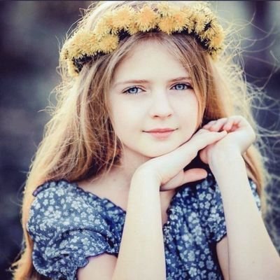 🌾طيبة وخيالية دائمآ ما أخبرتني بها امي
كتاباتي ولا أقتبس💌أتقمص جميع الأبطال بكتاباتي لأخرج مشاعرهم للعلن فلاتواسيني ولا تبارك لي فلا حدث🦜 يخصني