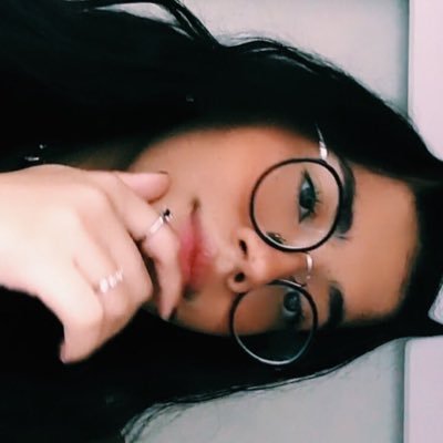 alrosaa_'s profile picture. bom dia