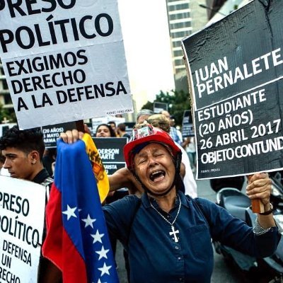 TSU en Electromedicina.
Secretaria Nacional de Mujeres de @EnCiudadanoVzla
Miembro del Fte Amplio de Mujeres (FAM).
Dirigente Nacional de la Coalición Sindical.