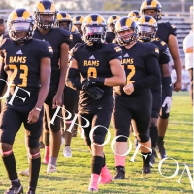 Football🏈 FS/LB Class of 2023 Englewood highschool⭐️ 184lbs 5’10 #904-801-0477 email: officialnoah222@gmail.com