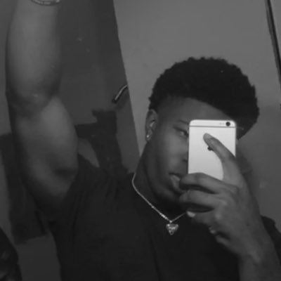 linebacker/D-end | 4.0 GPA | class of 2021 @hordefb | 6’0 220 | NCAA eligible