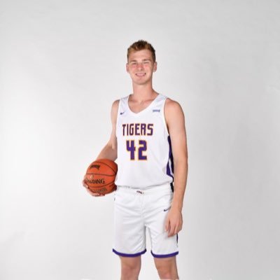 6’9 220lbs /Class of 2021 Gods first/ ONU 25/ https://t.co/0jSb561dxW