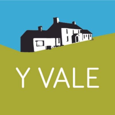 Y Vale - tafarn yn Nyffryn Aeron sy'n eiddo i'r gymuned leol. The local community's initiative to buy and run the Vale of Aeron as a co-op