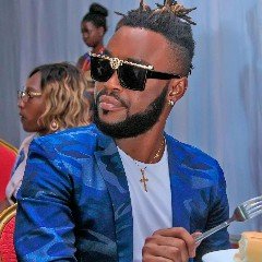 decpinww's profile picture. Married mother of four  Love having fun and living life to its fullest!