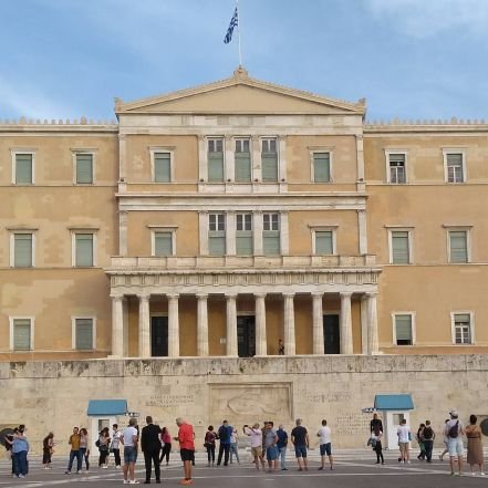 zkaimania's profile picture. 底辺東大文ⅠorⅢ志望　文転世界史独学中
地世地生　　　化学と理系数学から逃亡しました