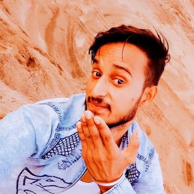 Ashwani37808034's profile picture. ना मृत्यु से भय. ना जीवन से प्रीत.
 धर्म व राष्ट्रहित मे जीवन बीते. यही क्षत्रिय रीत !!
🚩राष्ट्रहित सर्वोपरि🚩 🇮🇳जय हिंद🇮🇳