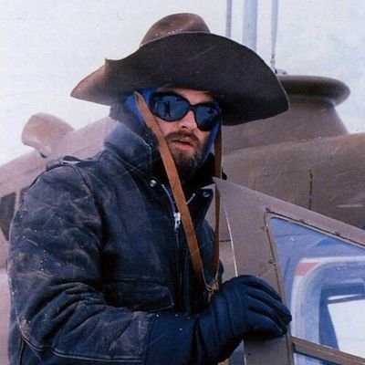 moontoddd's profile picture. bio aja masih mikirin apalagi kamu