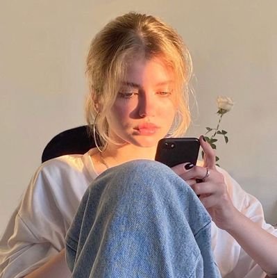 Alter Ego & Money & Lalisa & LFamily
//////////ลิซ่าย่าาาาาาาาาาาห์น่ารักที่สุดในโลกเลยยยย~~💛🌻 Love u 💖