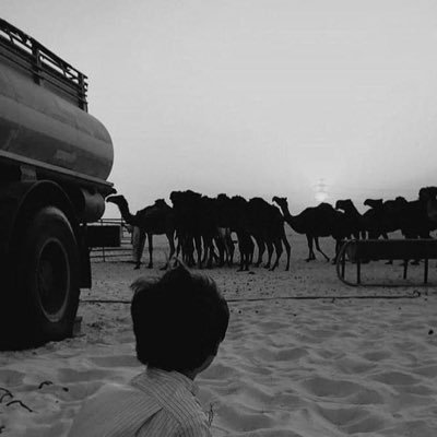 اضرب الدنيا بقلبٍ من حديد ماتضيق الا على عيال الرخوم