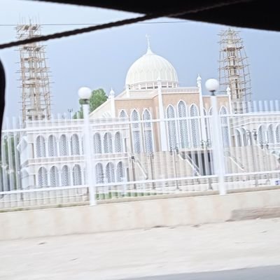 MDYEAKU18041835's profile picture. 