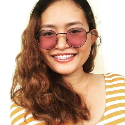 jizakayago's profile picture. Grei's mom and a lioness