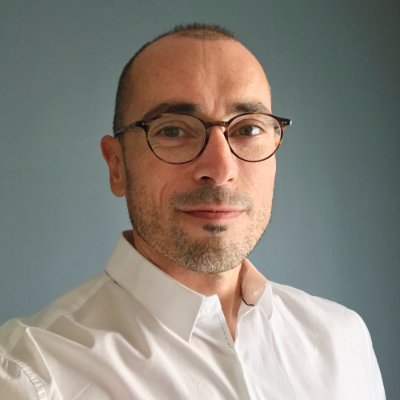 user experience director @humans__matter | researcher