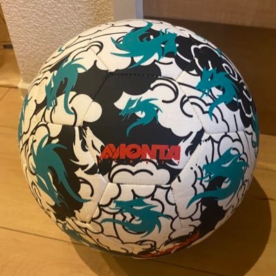 qWrM6bNgSXIrQ61's profile picture. 和🍊E川G 🐢井→🌲村