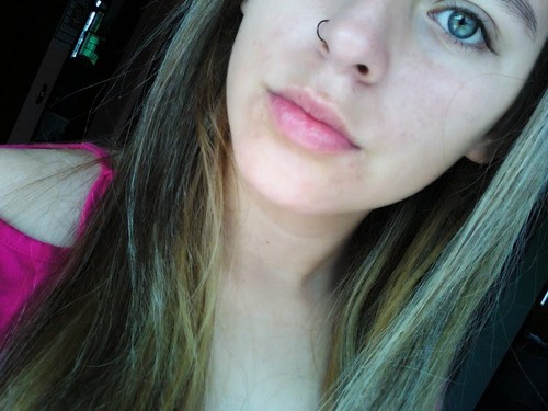 ooooi voceeis, muitoo minha essa looira gata ae viiu u,ú . Miinha baarbie mais linda *-* @Edduarda aqe ::** , sigaa baby ela vai te seduzir #RAWR -qw. beeijo