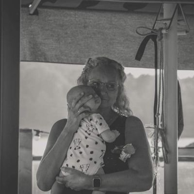 houdt van het, buiten, leven| ervoor sportvrouw, erna doorknokster ❤ |getrouwd, moeder van 3, oma van 2 + 🐶🐶
