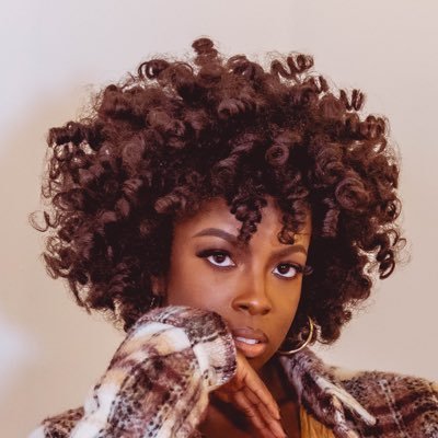 Sassy, Classy. Alis volat propiis . 🍊💙. Natural Hair Lover. Writer. NASM-CPT. 👜👠 #GIRLBOSS