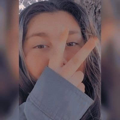 sígueme en insta: mía14202