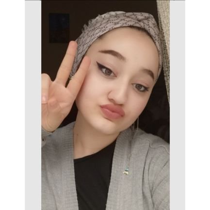 TubanurCihan1's profile picture. 