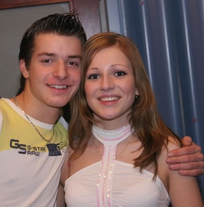 PapeFaulkblo's profile picture. #tyckerommcr I record videos at the concerts and then play them back to get quotes from the shows,, :)